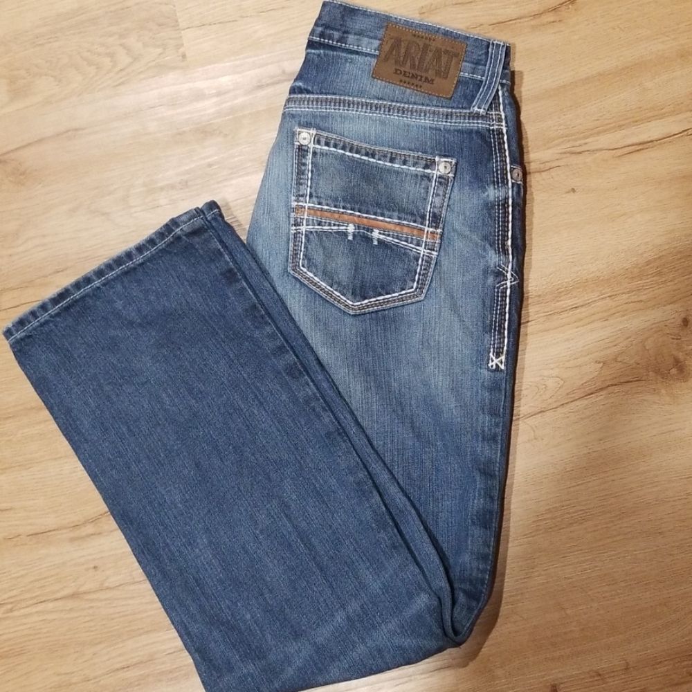 NWOT Men's Ariat Low Rise Bootcut Jeans